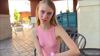 Redare Interviu porno public cu charlotte carmen