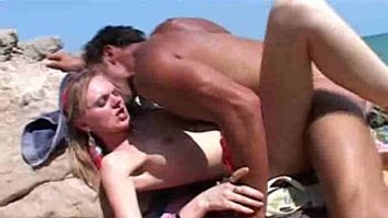 Jouer Troia francese scopa sulla spiaggia