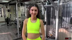 Redare Antrenorul personal nu poate rezista - Sesiune de dracu la gimnastică