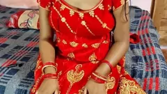 Reproduzir Morning Desi Delight: Romp de quarto de Bhabhi indiano de Bhabhi com Riya