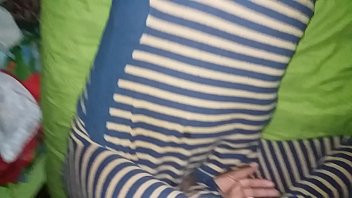 Odtwórz Pieprzony z kochankiem, podczas gdy jego dzieci śpią