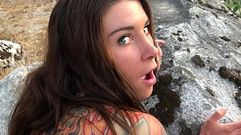 Jouer Una buona parte del sesso attende questa bruna