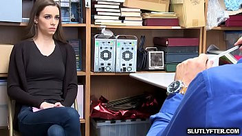Redare Tali dova a futut în fund pentru furt în magazin într-un magazin
